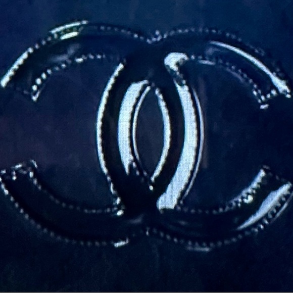 CHANEL Black Crossbody or Shoulder Bag NWT - Picture 4 of 12